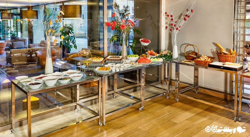 بوفه سلف سرویس رستوران اصلی